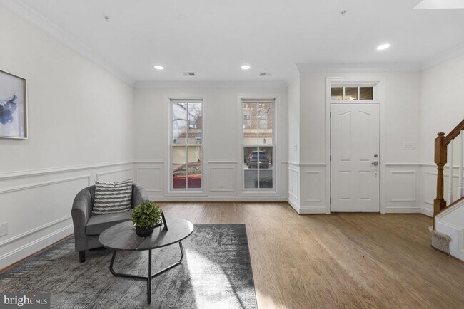 Foto del edificio - 1256 Dockside Cir
