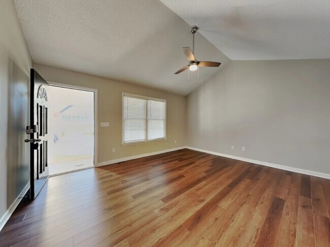 Foto del edificio - 3902 W Pollack St