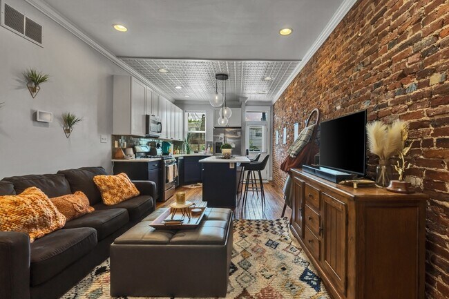 Foto del edificio - 1448 Patapsco St