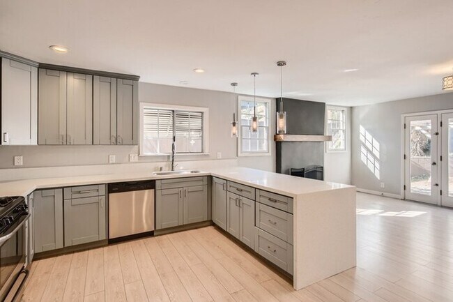 Building Photo - 12538 Robison Blvd, Poway, CA, 92064