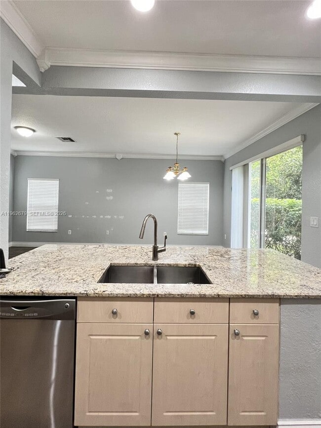 Foto del edificio - 3124 Merrick Terrace