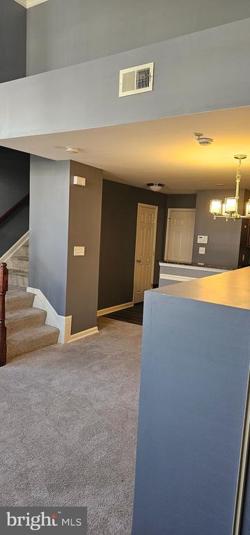 Foto del edificio - 923 Pine Forest Ln