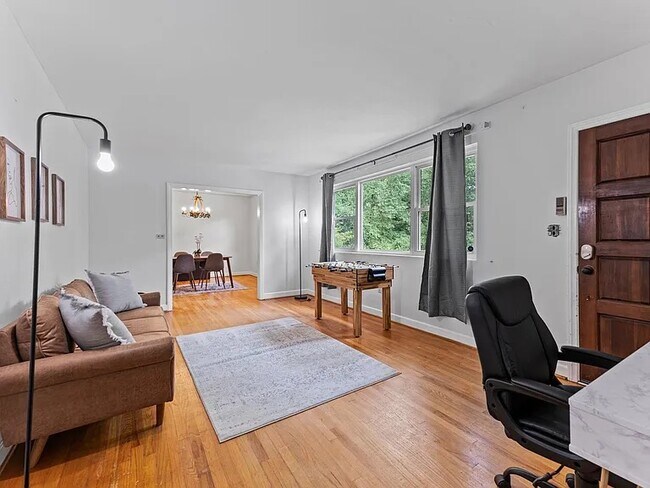 Building Photo - 4140 Timberlane Dr