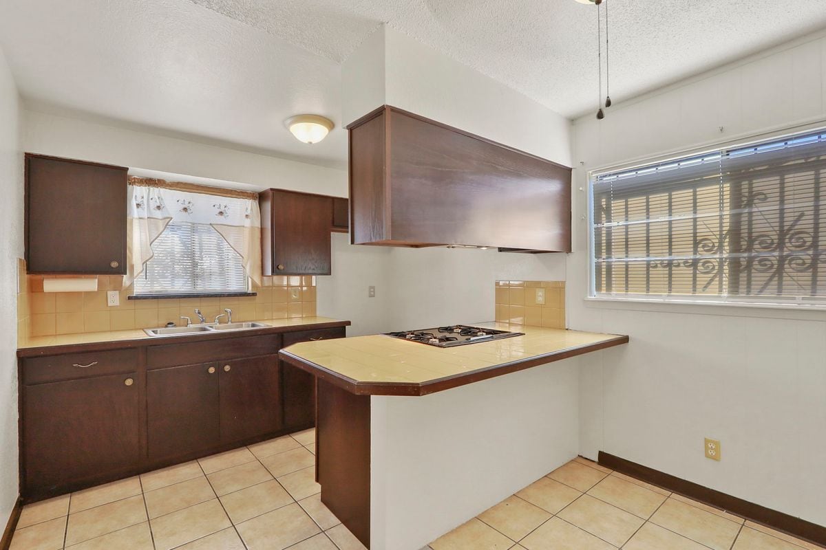 Foto del edificio - 5440 Viceroy Dr