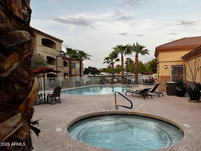 Building Photo - 2134 E Broadway Rd