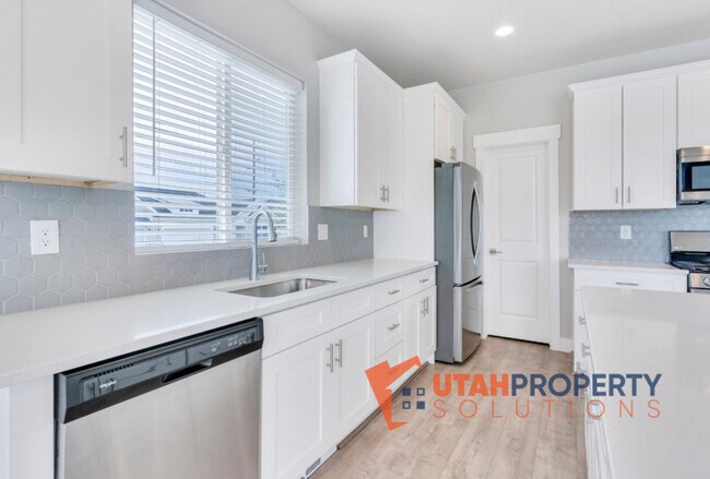 Foto del edificio - 7632 S Waverly Hls Ln