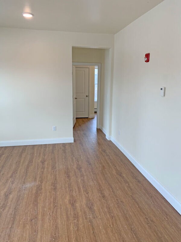 Foto del edificio - 323 Pearl St