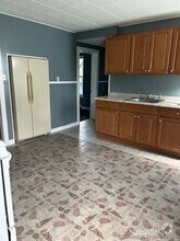 Building Photo - 20 Lounsbury Ave