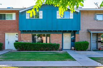 Building Photo - 6063 N Granite Reef Rd