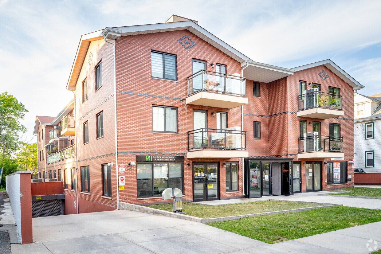 21411 35th Ave, Bayside, NY 11361 Apartments in Bayside, NY