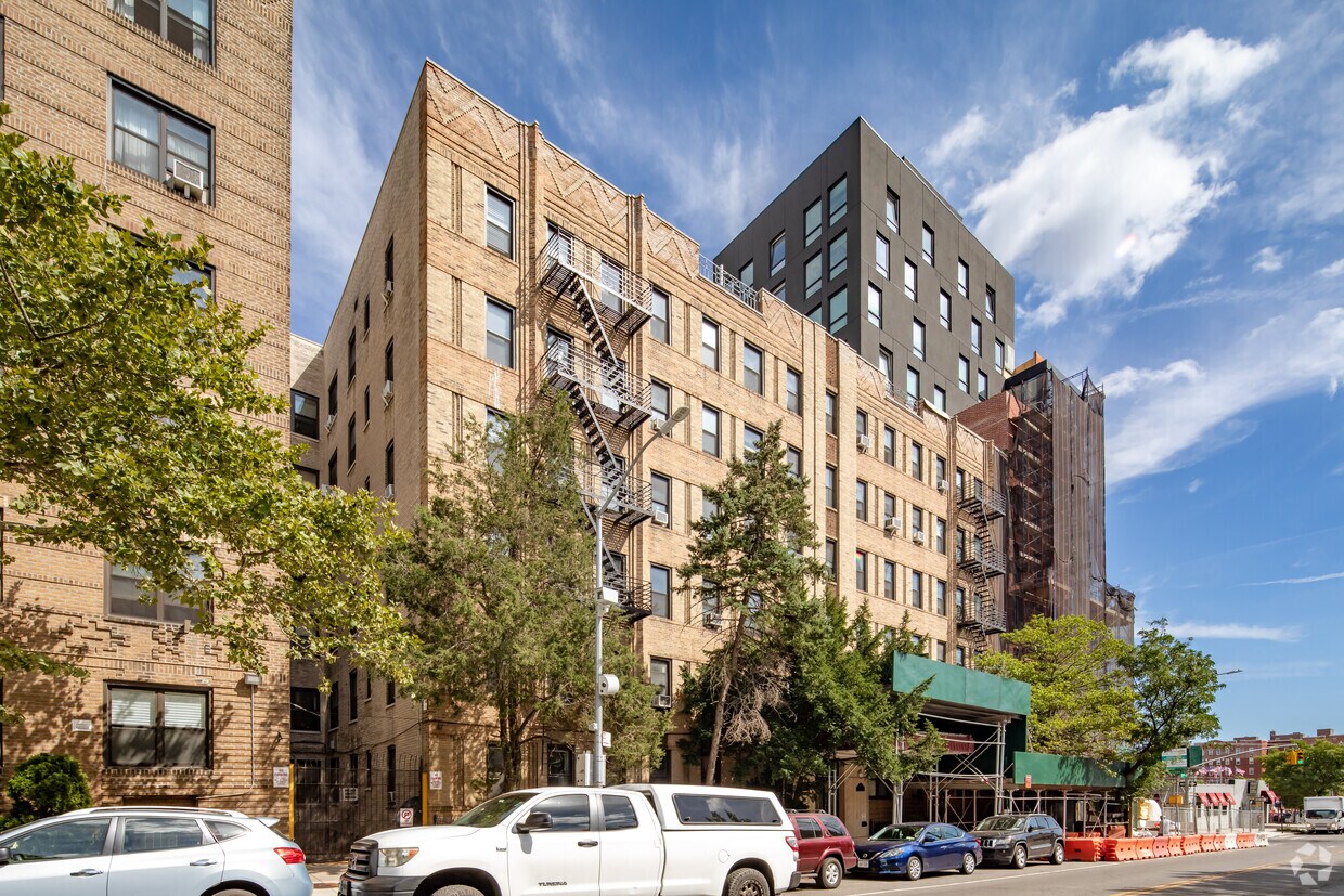 1035 Washington Ave, Brooklyn, NY 11225 Apartments in Brooklyn, NY
