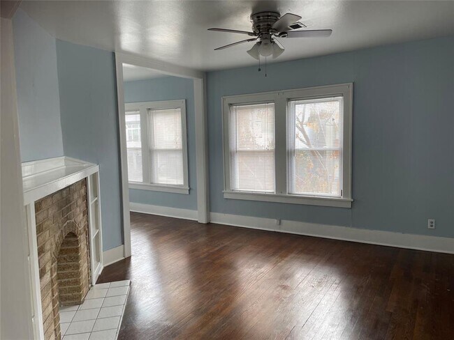 Building Photo - 1814 Branard St