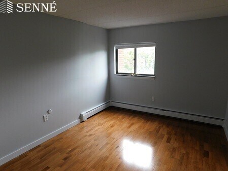 Building Photo - 8 Ellery St