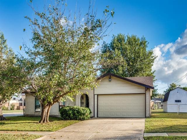 Primary Photo - 301 Springwillow Rd