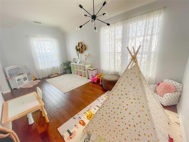 Foto del edificio - 1220 Glen Ellen Ct