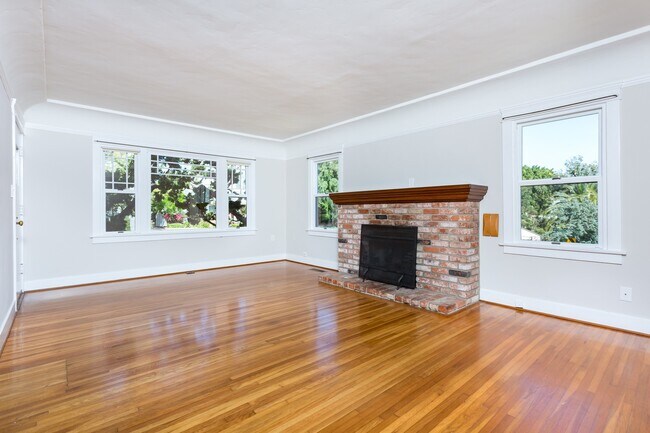 Foto del edificio - Beautiful Home in Kensington!