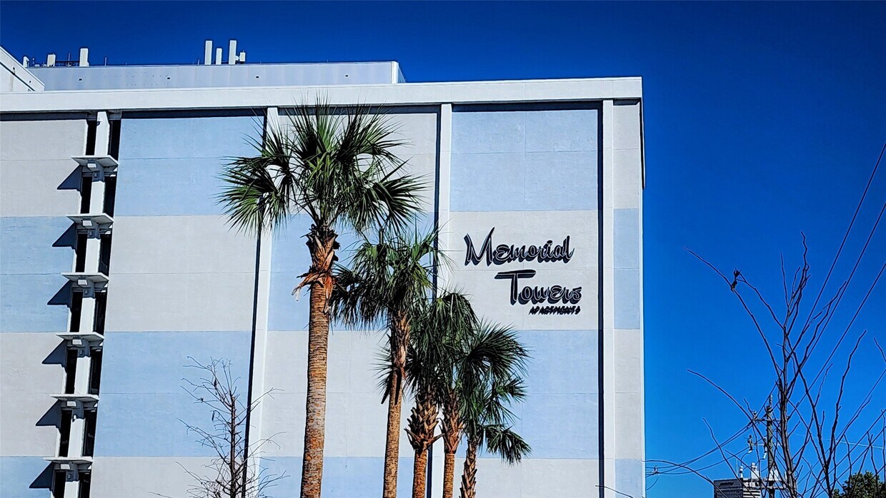 Foto principal - 5400 Memorial Dr