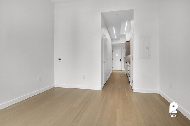 Building Photo - 2401 3rd Ave.