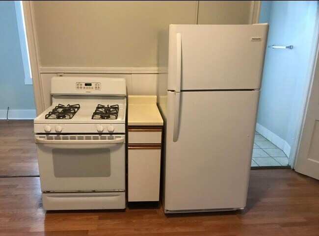 Foto del edificio - 2239 S Drake Ave