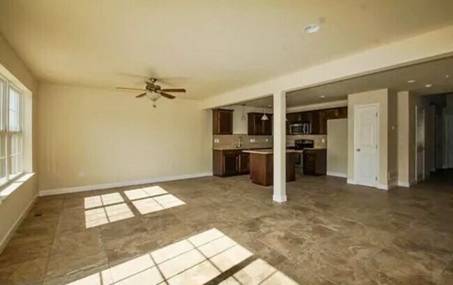 Foto del edificio - 1230 Beaumont Ave
