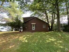 Building Photo - 94 Ice House Rd