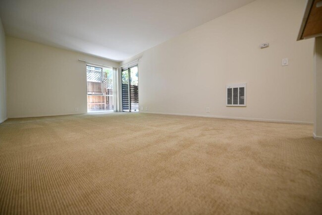 Foto del edificio - 220 Perkins St