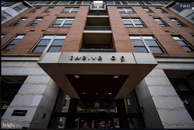 Foto del edificio - 1209 N Charles St