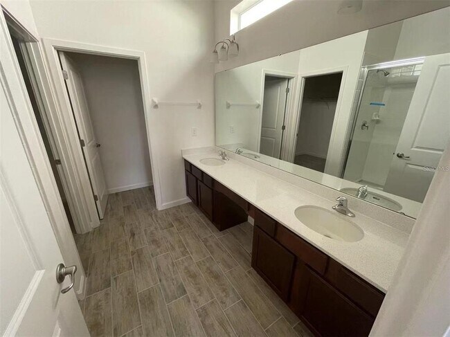 Building Photo - 2476 Rama Dr