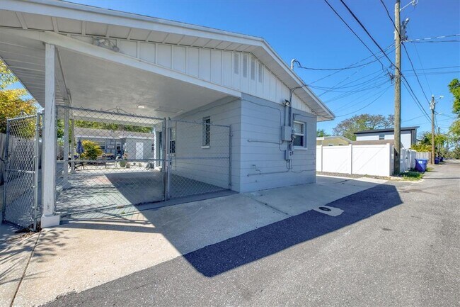 Foto del edificio - 3815 1st Ave N