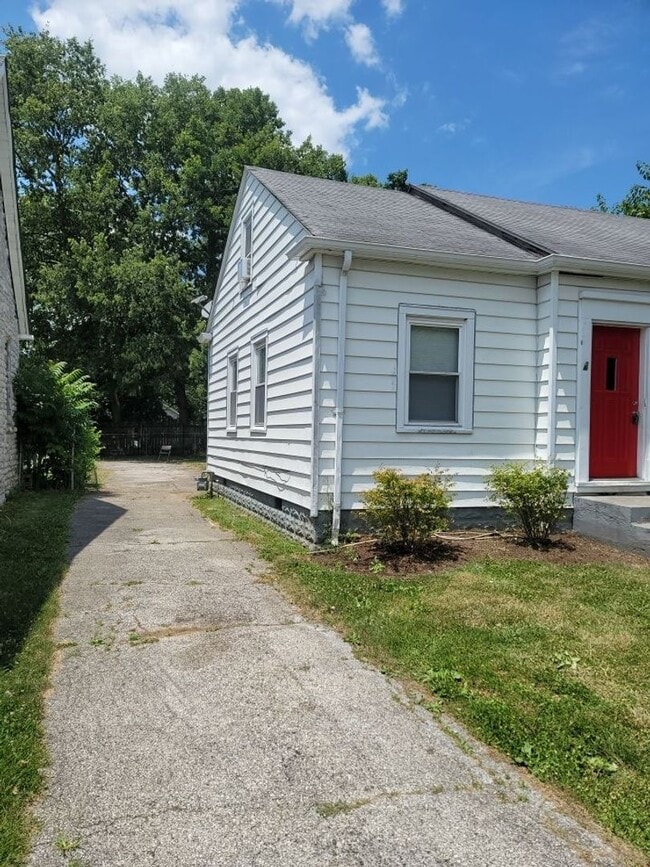 Photo - 1411 Hill St House