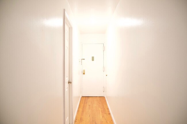 Foto del edificio - 78 Clinton Ave
