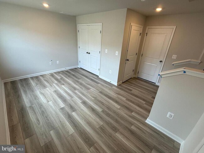 Building Photo - 263 Sandy Btm Cir