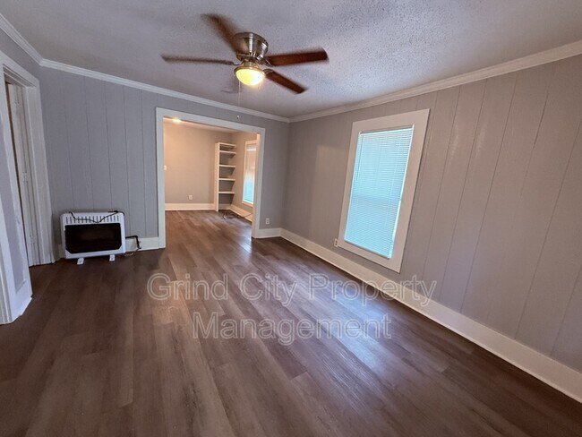 Foto del edificio - 1333 Fairfax St
