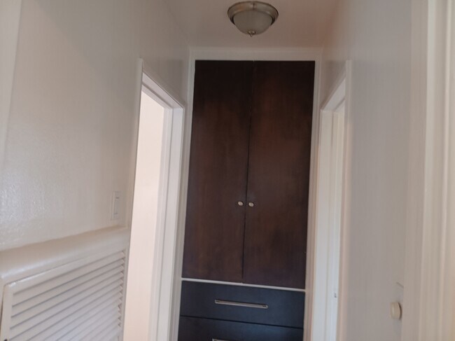 Foto del edificio - 5746 Morley St