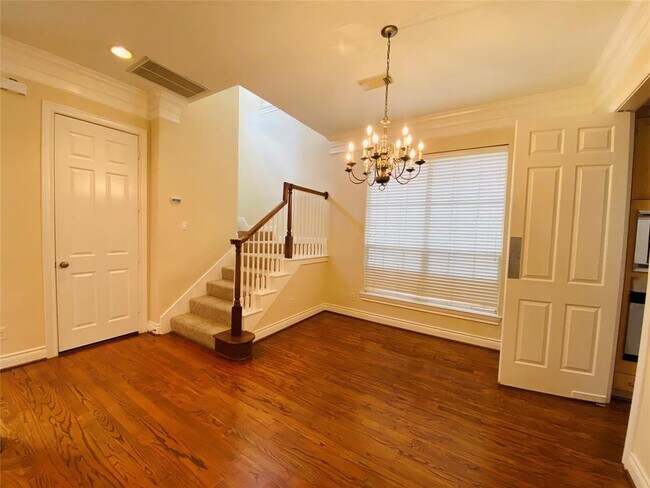 Foto del edificio - 3214 S Pemberton Cir Dr