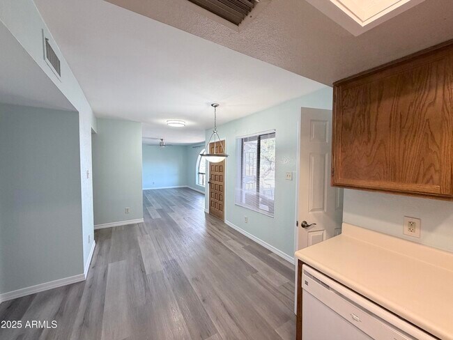 Foto del edificio - 14220 N Galatea Dr