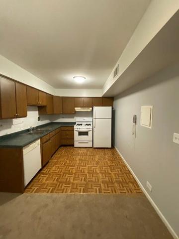 Foto del edificio - 616 Waterford Rd S