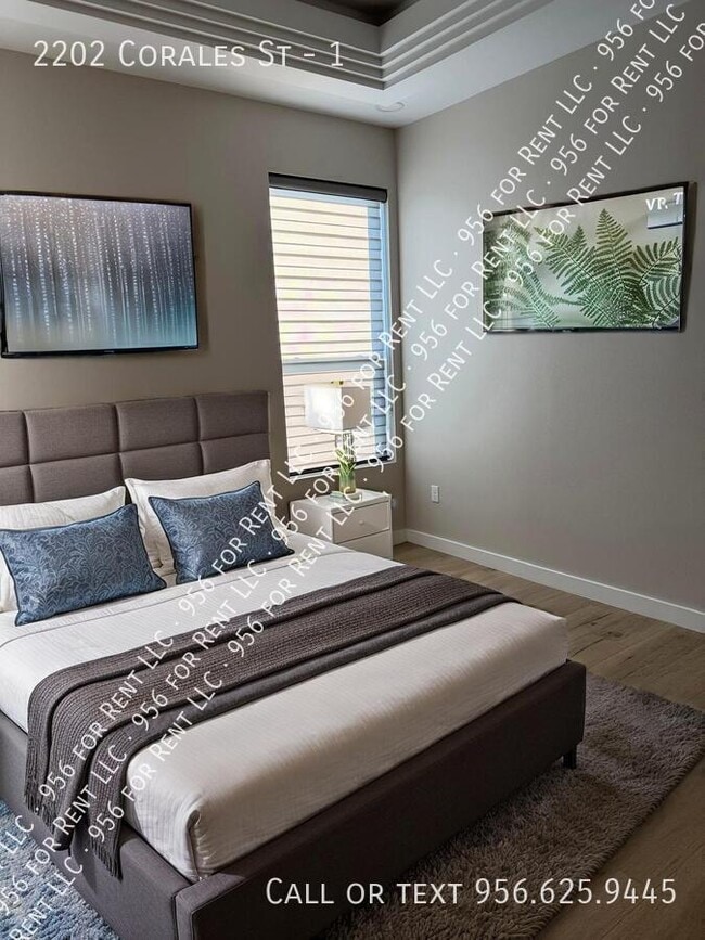 Building Photo - 2202 Corales St