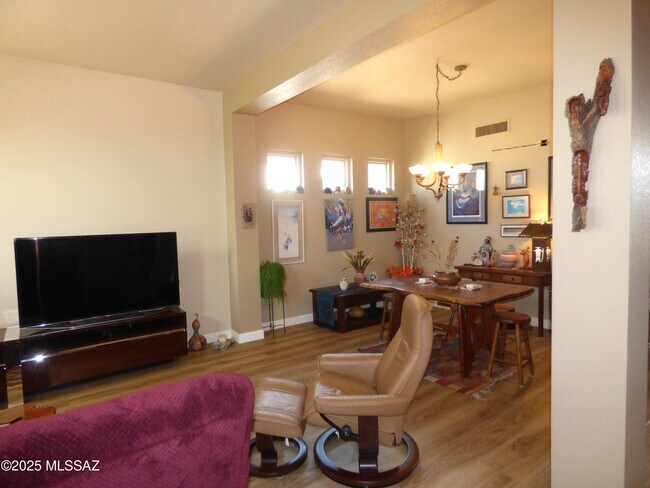 Building Photo - 14274 N Trade Winds Way
