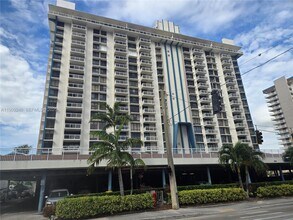 Building Photo - 1600 S Ocean Dr