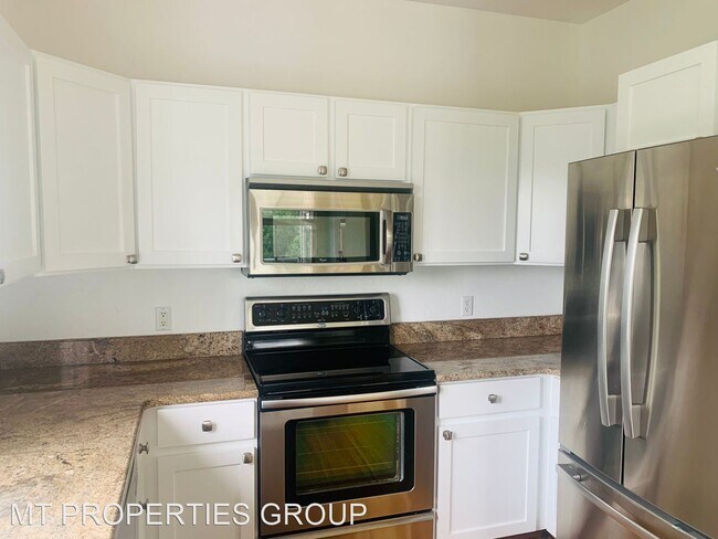 Building Photo - 2 br, 2 bath House - 2070 Cooper St. #624