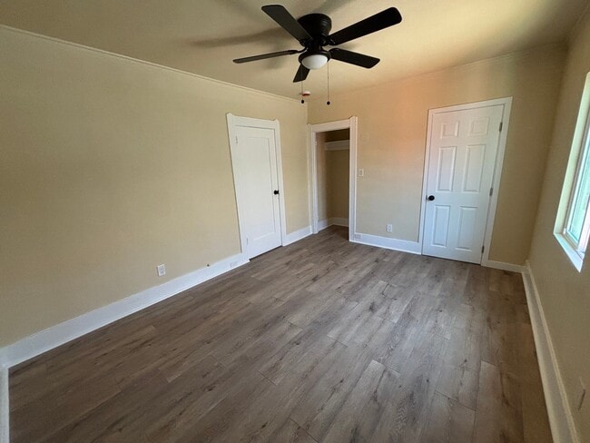 Building Photo - 5306 Cimarron St