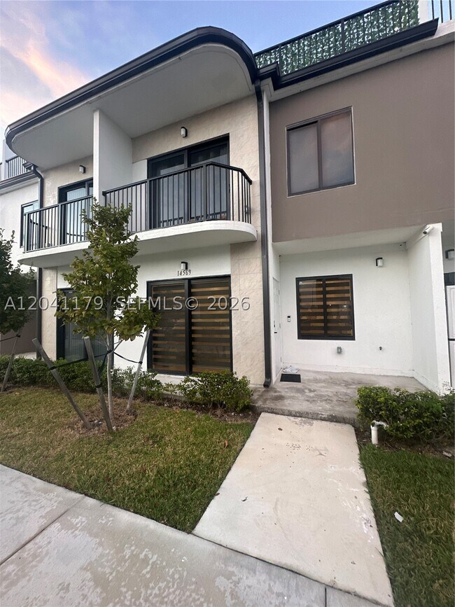 Foto del edificio - 14569 SW 261 St Ter