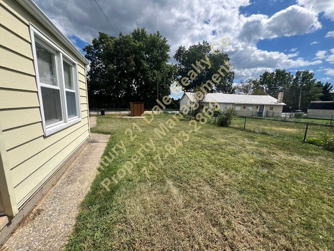 Foto del edificio - 1 Bedroom 1 Bath Home with a bonus room in...