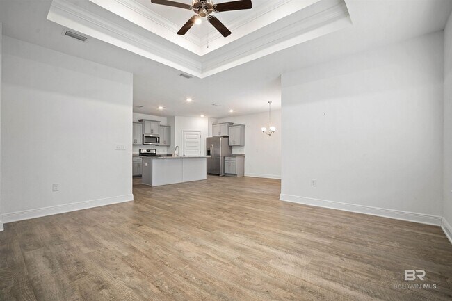 Foto del edificio - 13137 Cavalier St