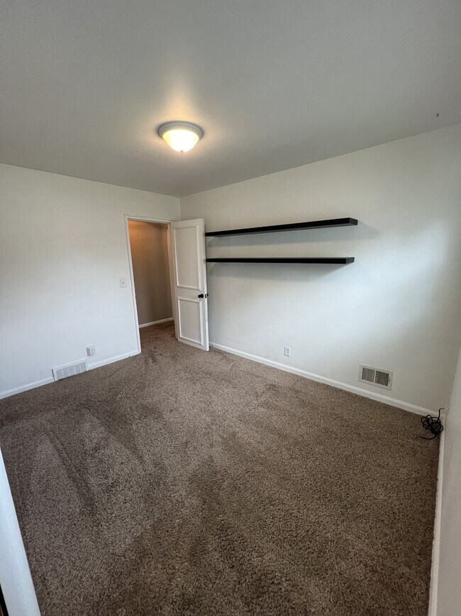Foto del edificio - 3424 Macon Ave