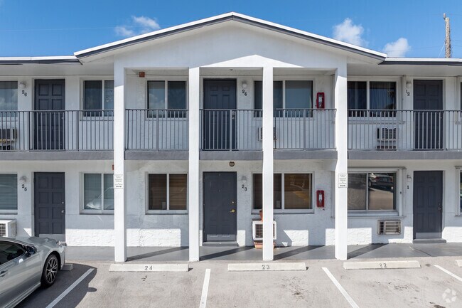 Building Photo - Three Rivers East Condominium