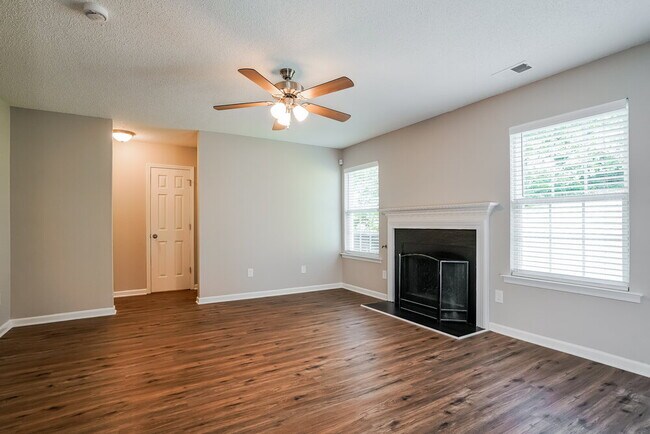 Building Photo - 5911 Endsley Ct