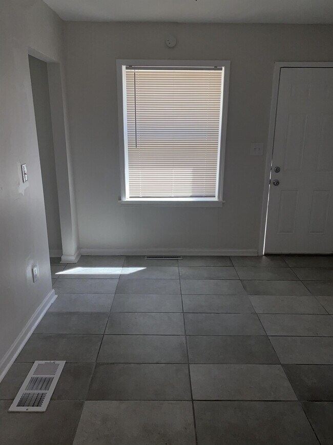 Foto del edificio - 2360 Locust Ln SE