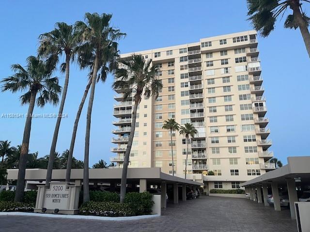 Foto del edificio - 5200 N Ocean Blvd